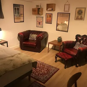 Comfortable Large King S Bed Near Cph Centre Kopenhagen