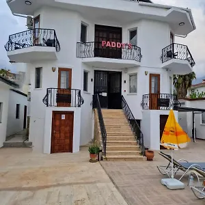 paddys-apartments.oludenizhotels.org/